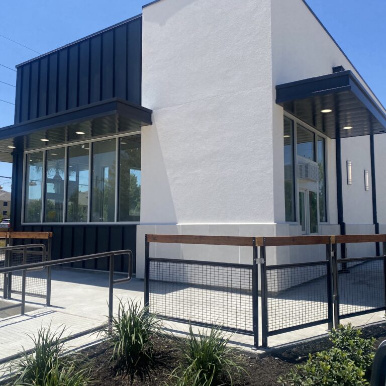 Starbucks Standalone Café